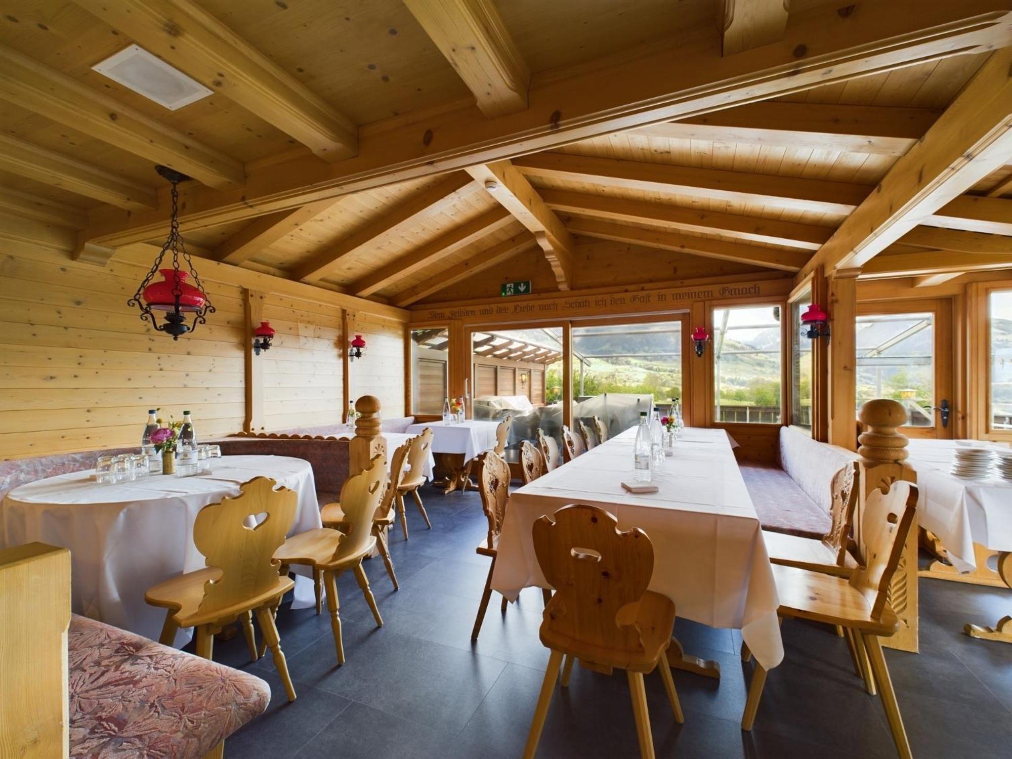 Hotel Chalet Bergblick Aeschi Bei Spiez Exterior foto