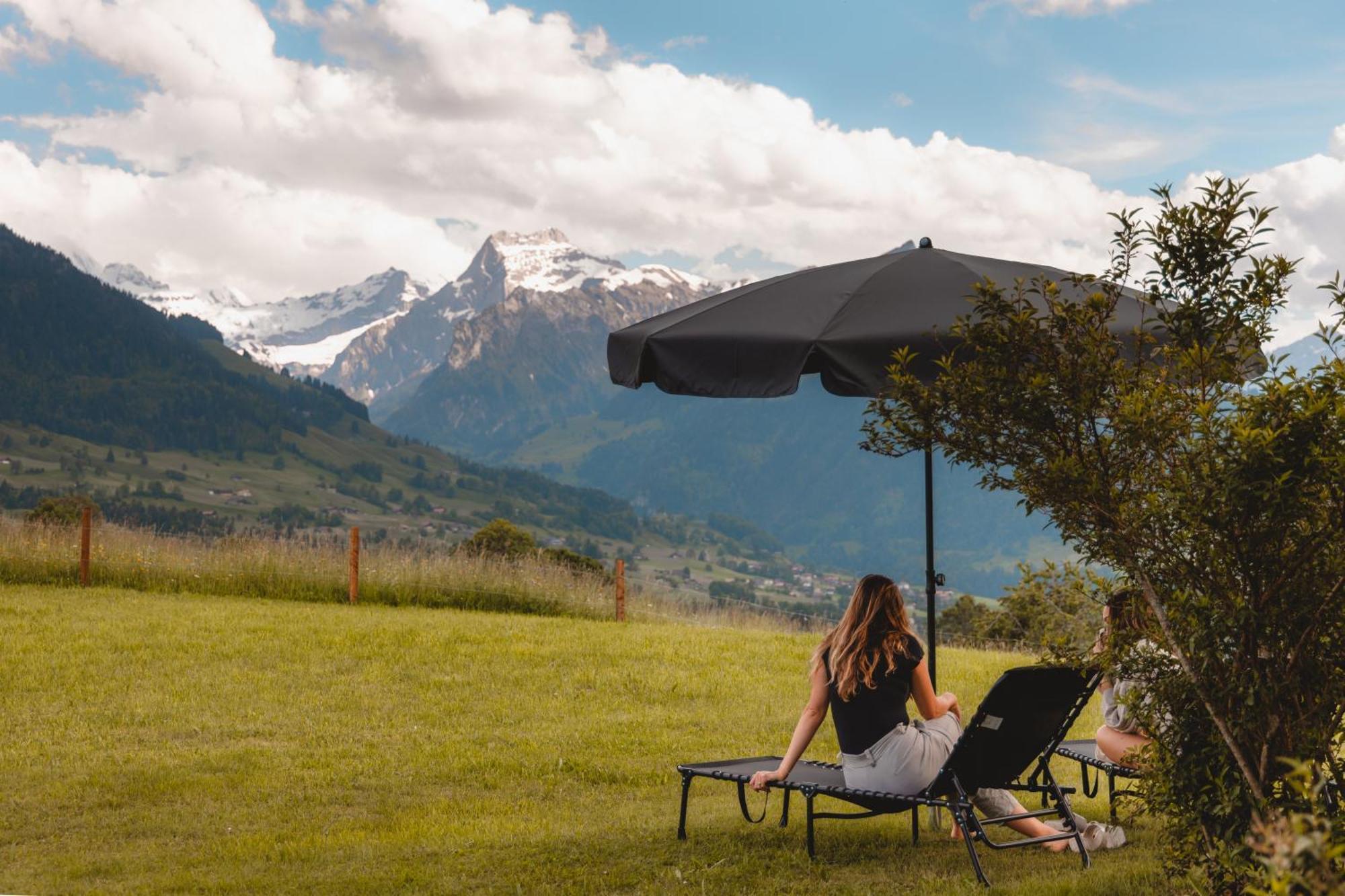 Hotel Chalet Bergblick Aeschi Bei Spiez Exterior foto